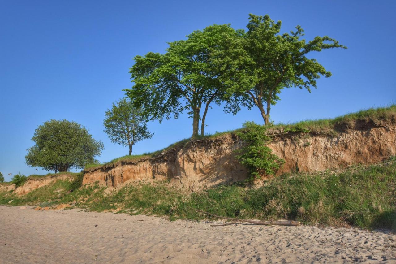 Emilias Hues, Reethaus In Der Bucht Von Wismar Zierow Exterior photo